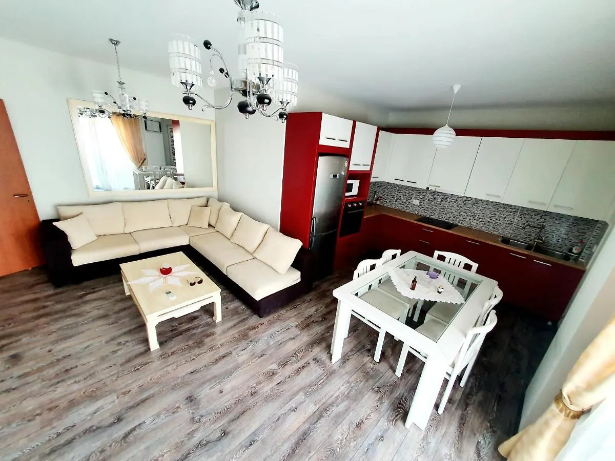 Apartament Me Qera Lungomare Vlore Mari Lägenhet