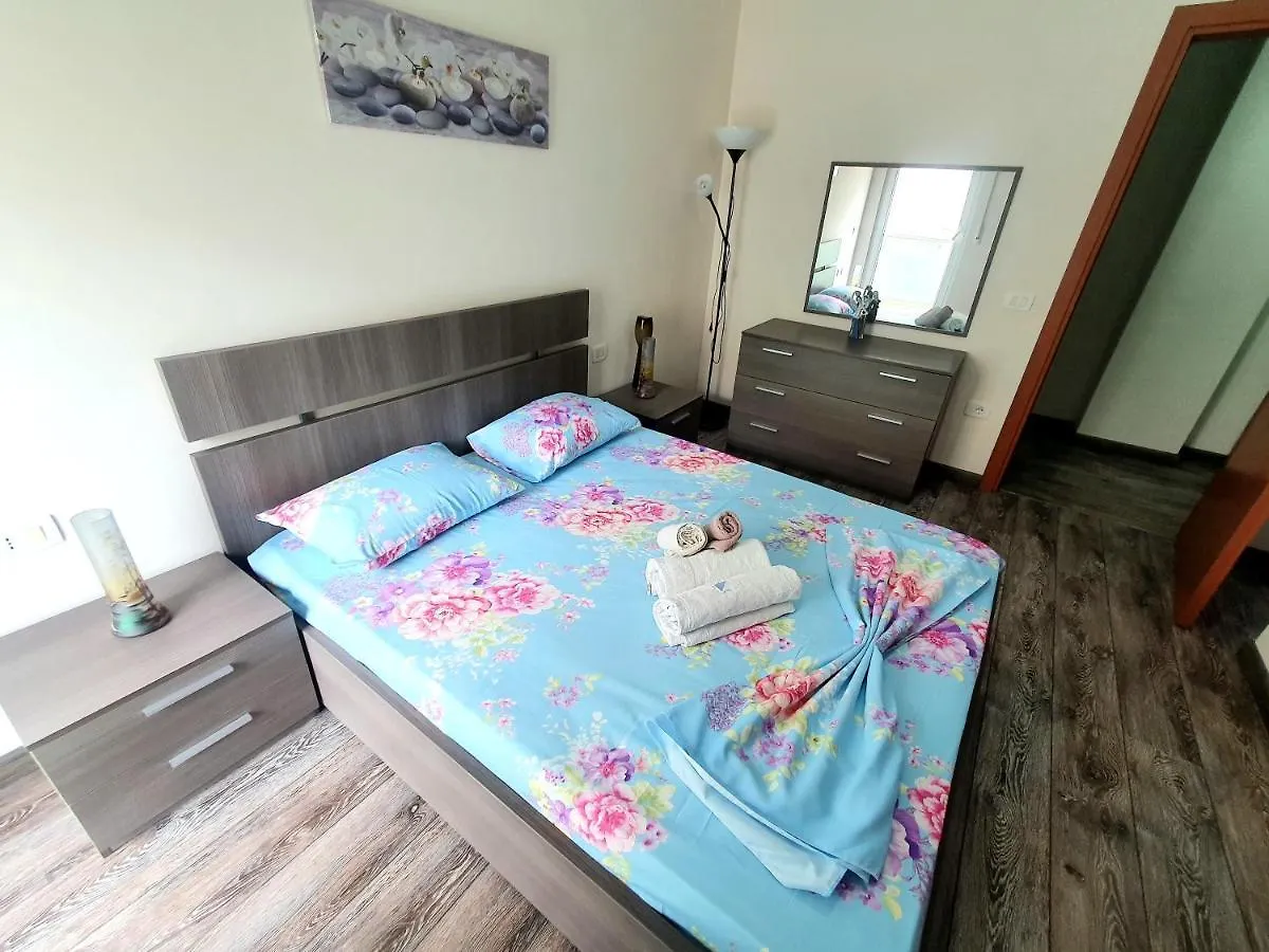 Apartament Me Qera Lungomare Vlore Mari Albanien